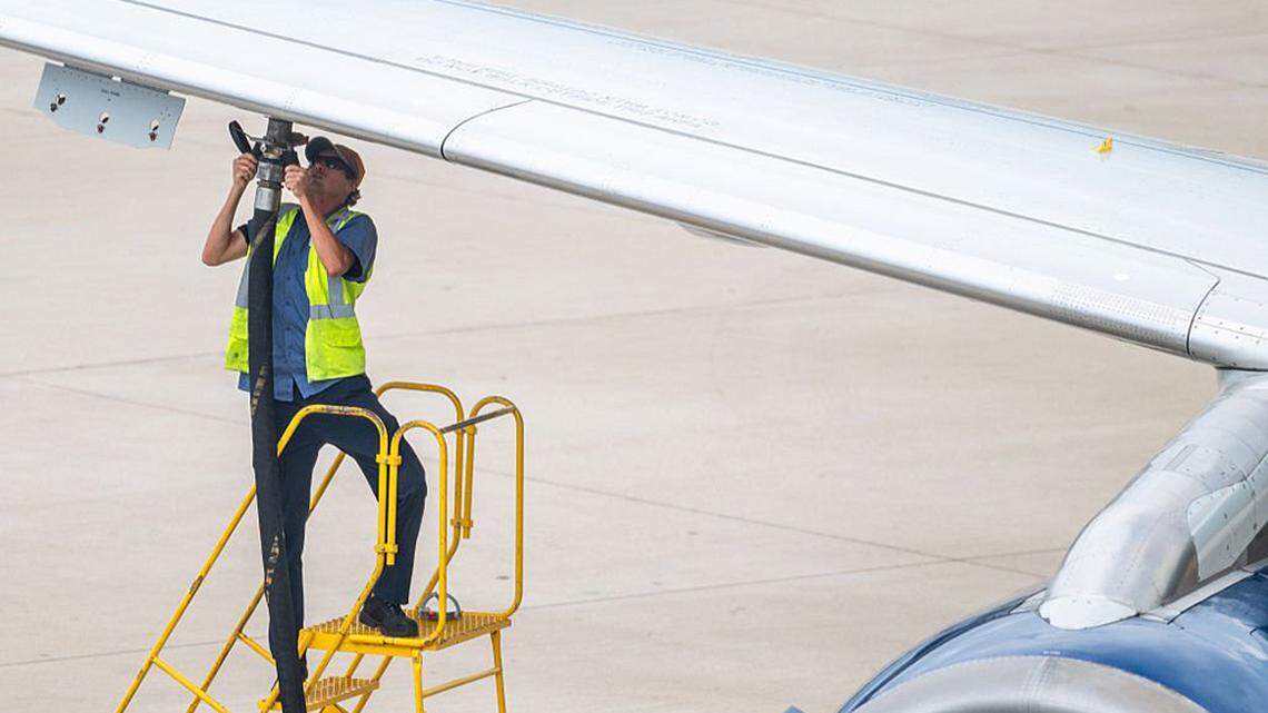 Budget airlines ask Washington for billions as fuel costs rise