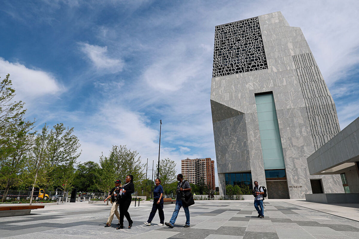  The Museum Tower at the Obama Presidential Center is seen in Chicago, on June 3, 2026. The dedication ceremony for the center will take place on June 18, 2026, and will open to the public on the following day, on the Juneteenth holiday. (Photo by KAMIL KRZACZYNSKI / AFP via Getty Images) 