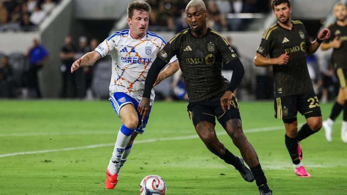 Anders Dreyer's late PK lifts San Diego past LAFC 