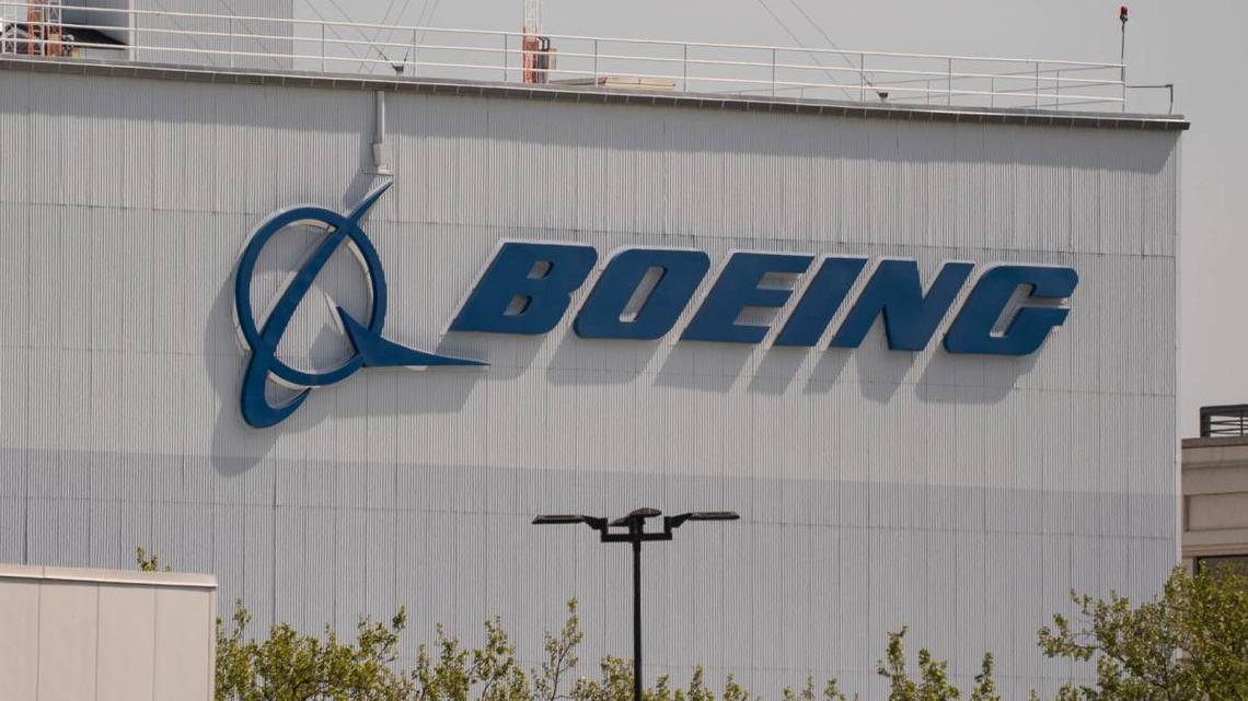 Boeing lands another huge military deal 
