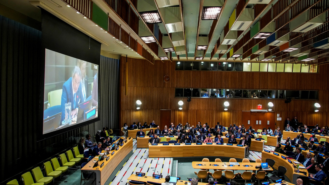 Candidates for UN's top job urge its renewal and bolstering human rights 