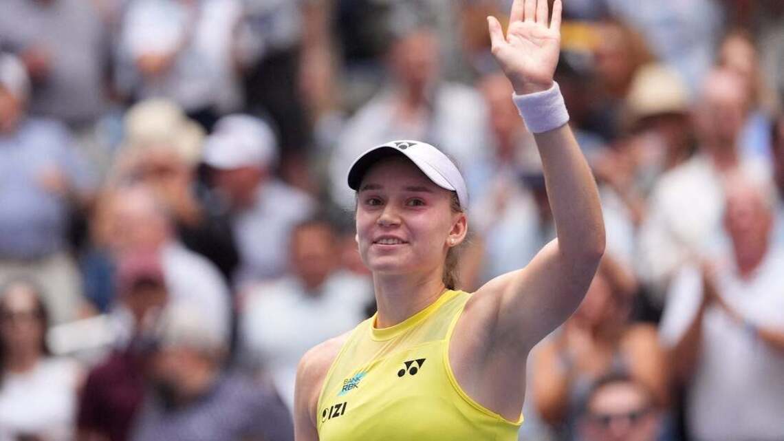 Elena Rybakina reaches US Open semis, rises to No. 1 in world 
