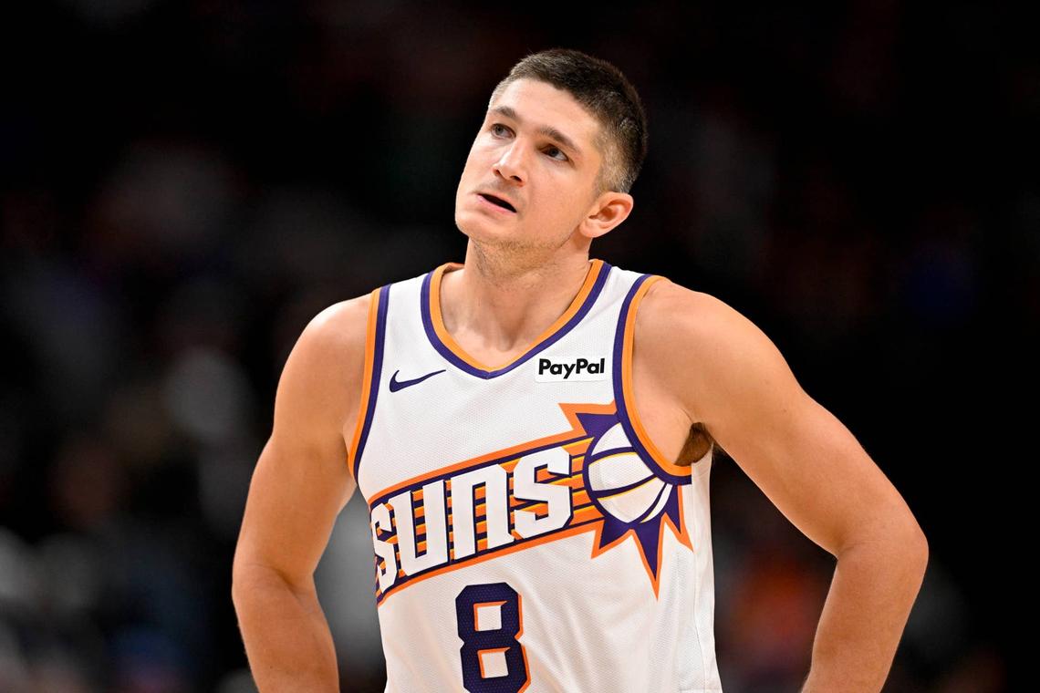  Phoenix Suns guard Grayson Allen (8) © Jerome Miron-Imagn Images