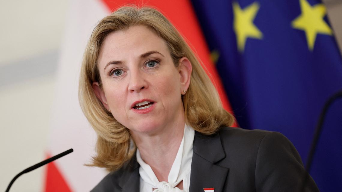 Austria expels three Russian diplomats over signals spying 