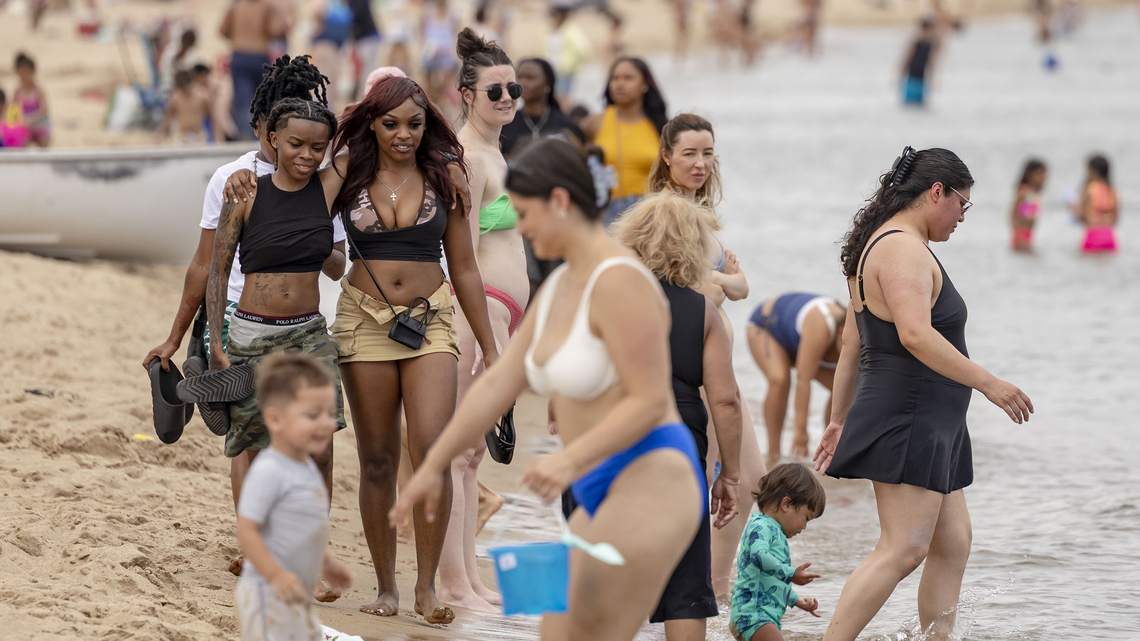 Chicago's second heat wave of the season to bring poor air quality Monday, more 90s starting Tuesday 