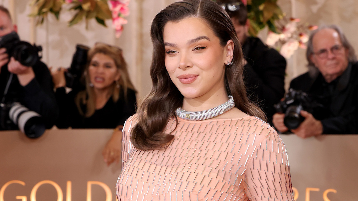 Hailee Steinfeld's Sweetest Quotes About Motherhood After Welcoming 1st Baby 