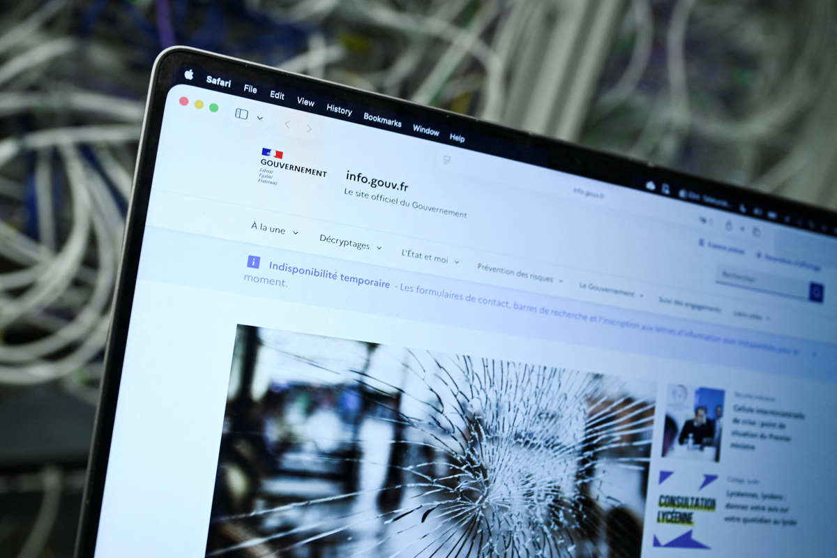 Government websites go dark after AI-discovered flaw sparks security ...