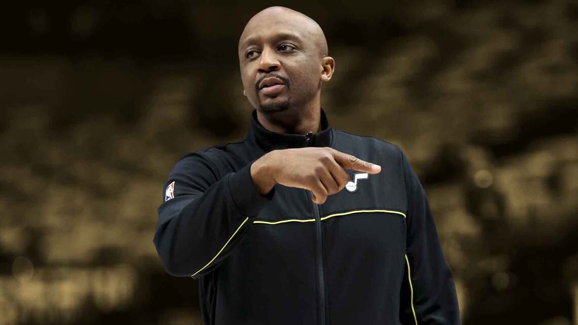 Jason Terry spent his Mavericks championship check on a brand-new Bentley: "Handed them $250,000 in cash" 