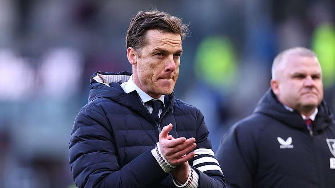  Burnley are still hanging in there-just. | Robbie Jay Barratt/AMA/Getty Images 