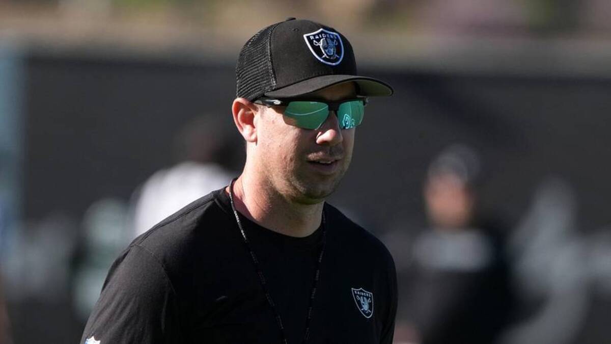  Jun 9, 2026; Henderson, NV, USA; Las Vegas Raiders coach Klint Kubiak during minicamp at Intermountain Health Performance Center. Mandatory Credit: Kirby Lee-Imagn Images | Kirby Lee-Imagn Images 