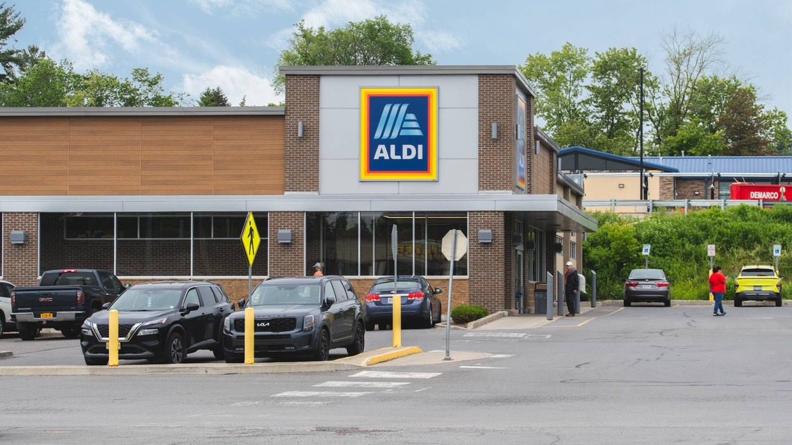 Aldi's New $13 Wooden Serving Trays Are Such a Unique and Useful Home Decor Item 