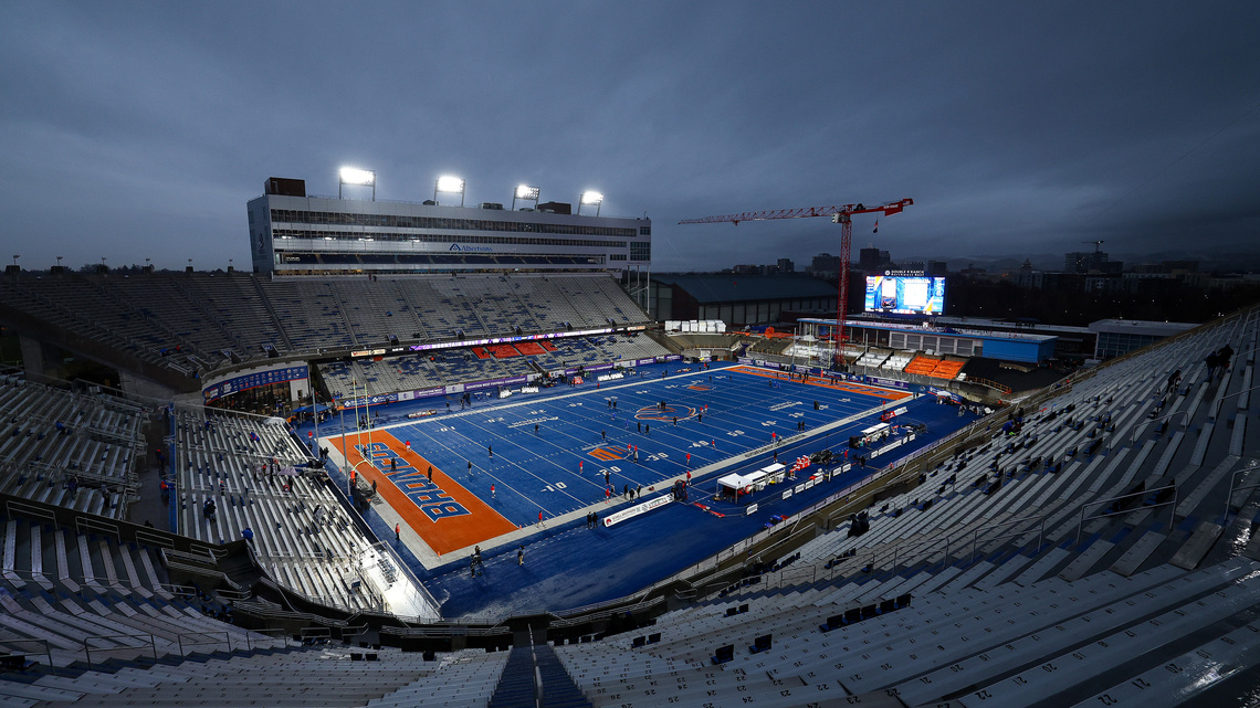 Family travel 5: Game day