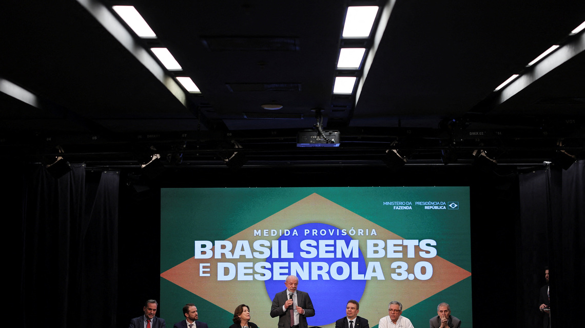 In Brazil, frustration over cost of living undermines Lula's reelection bid 