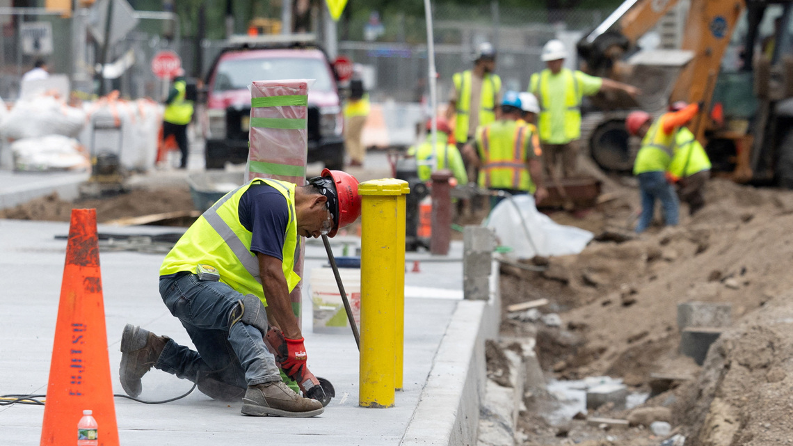 US construction spending surges in August