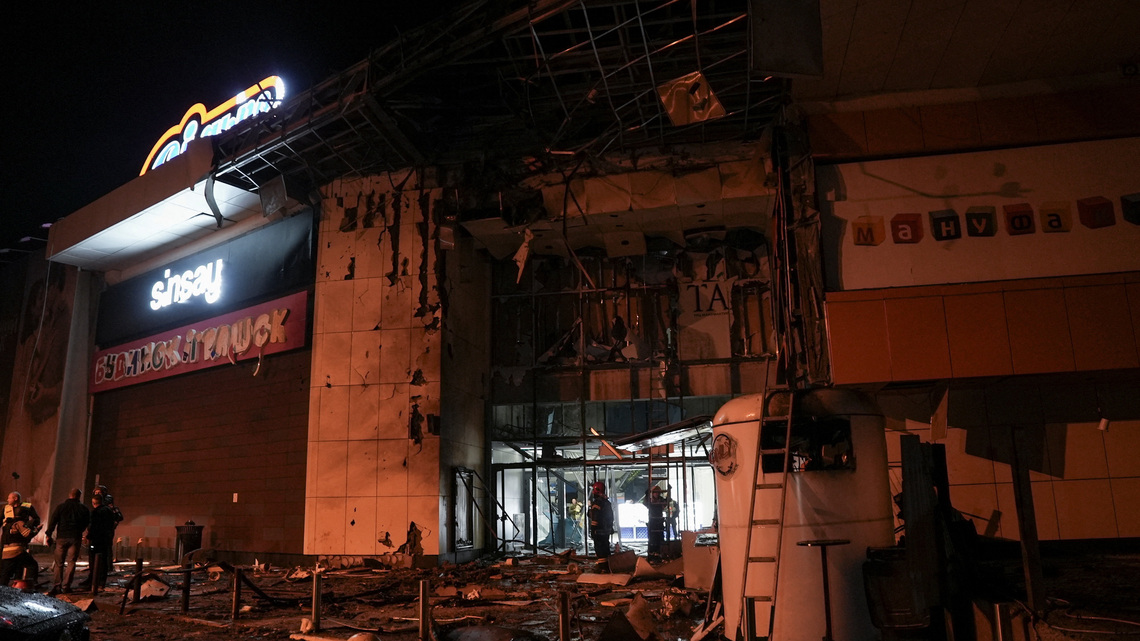 Strike on shopping centre in Sumy in northern Ukraine kills two, governor says 
