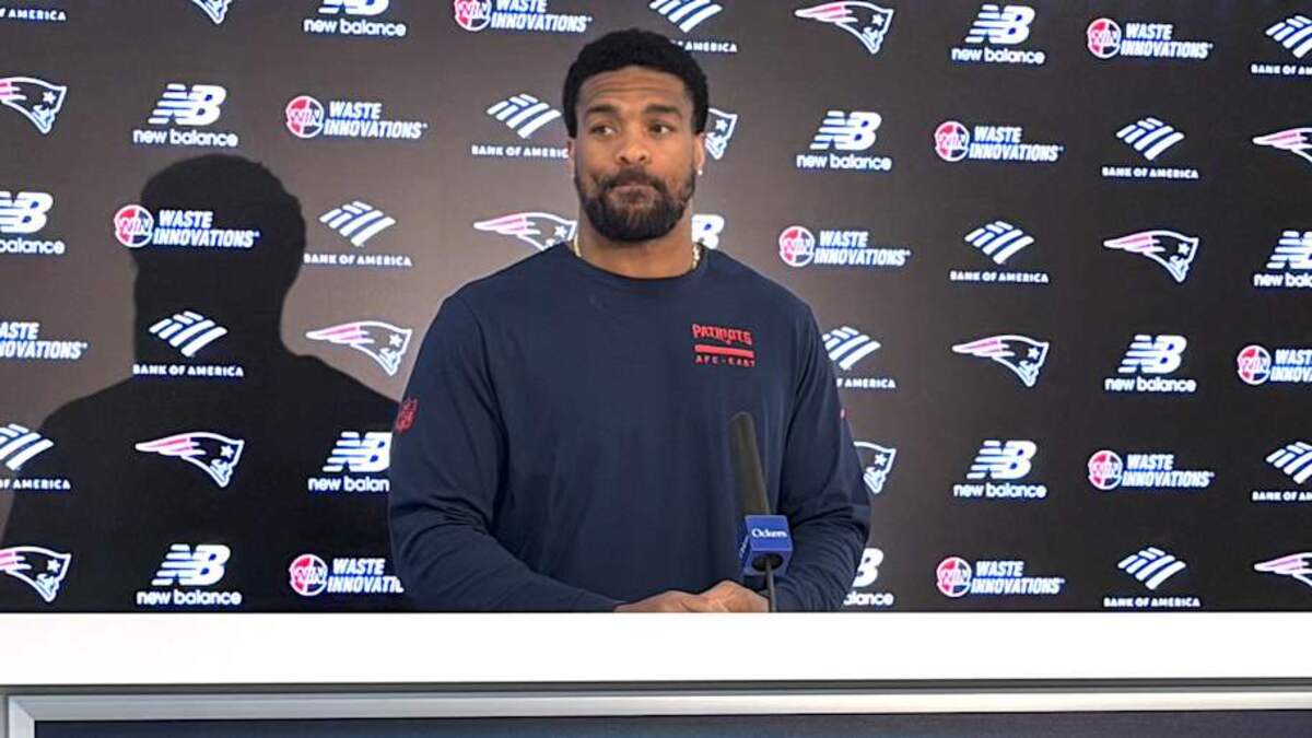  New England Patriots edge rusher Dre'Mont Jones speaks to the media following voluntary offseason workouts. | Ethan Hurwitz / Patriots On SI 