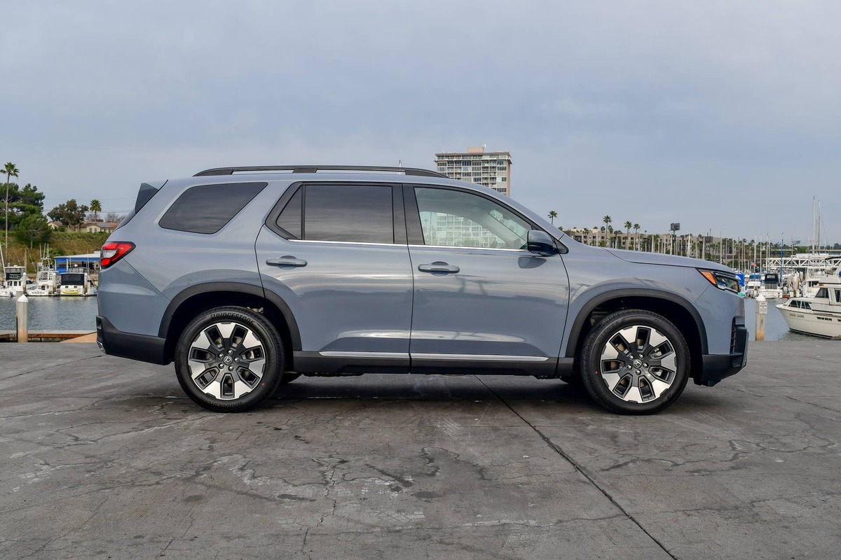 2026 Honda Pilot Elite Kristen Brown