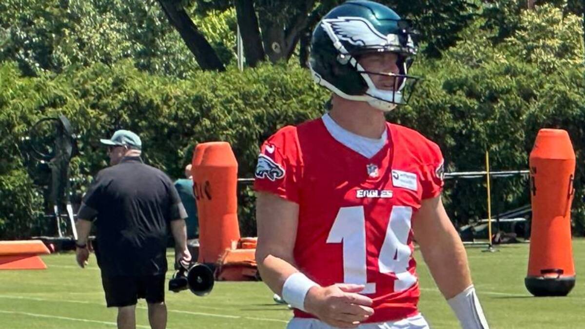  Andy Dalton at Eagles' practice on June 9, 2026 | John McMullen/Eagles On SI 