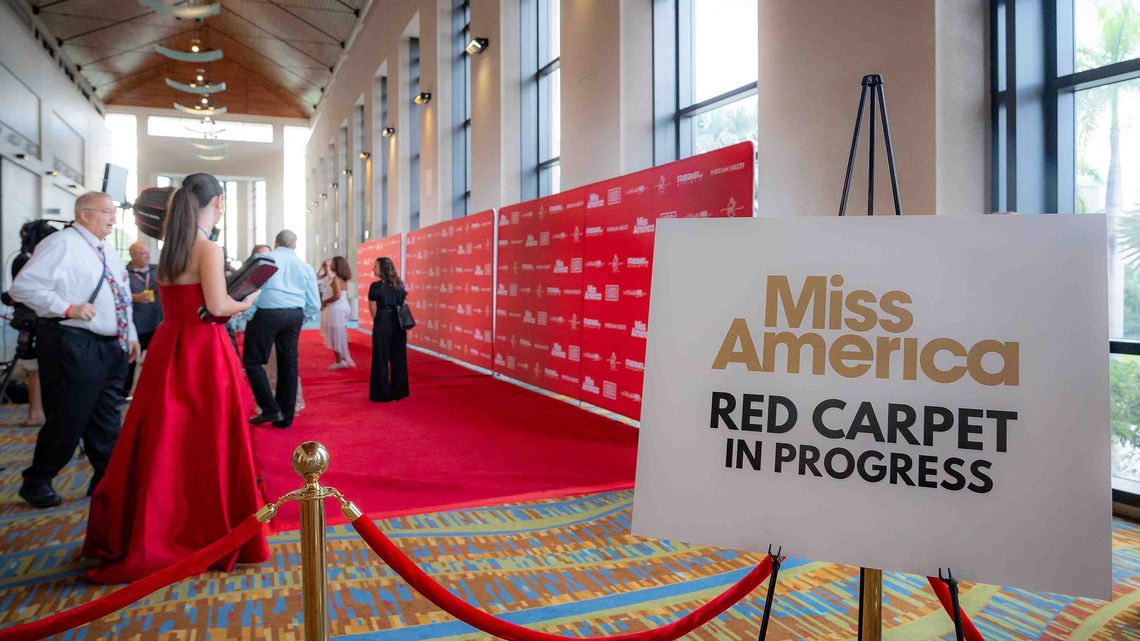 Miss America in West Palm: Red carpet night lets the glamour shine 