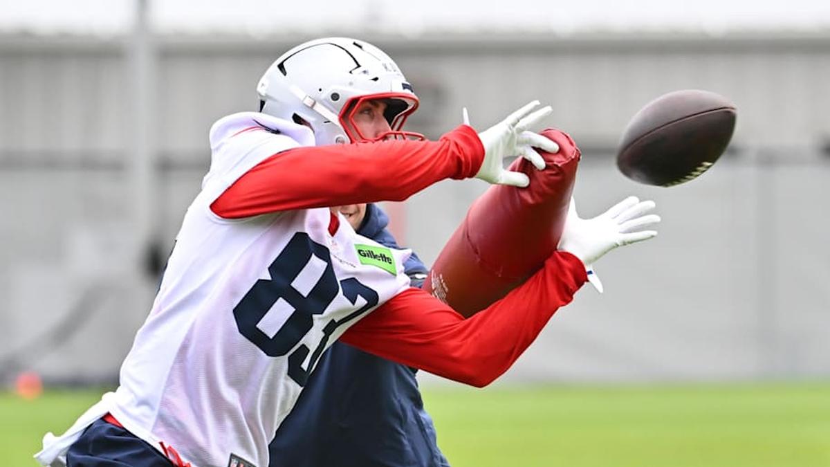  May 9, 2026; Foxborough, MA, USA; New England Patriots wide receiver Kyle Dixon (83) works with coaching staff during the New England Patriots rookie camp at Gillette Stadium. Mandatory Credit: Eric Canha-Imagn Images | Eric Canha-Imagn Images 