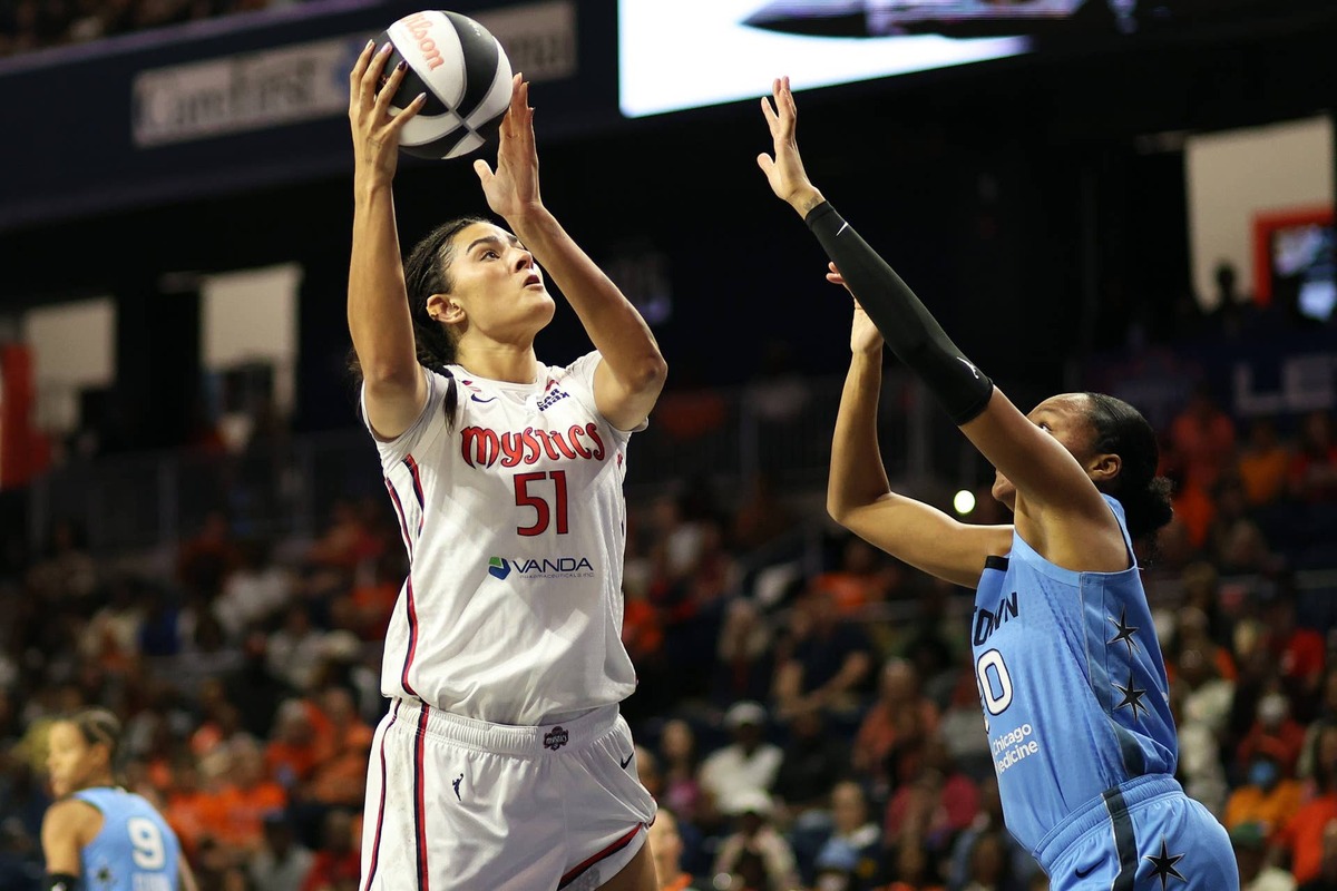  Washington Mystics center Lauren Betts (51) Daniel Kucin Jr.-Imagn Images