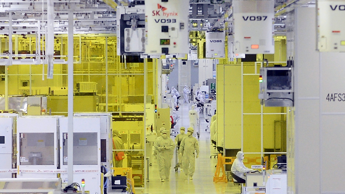 South Korea forecasts 2026 economic growth at 5-year high on AI chip boom 