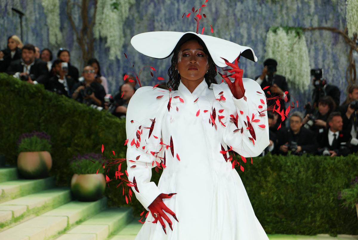  Japanese tennis player Naomi Osaka arrives for the 2026 Met Gala celebrating “Costume Art” at the Metropolitan Museum of Art on May 4, 2026, in New York. (Photo by ANGELA WEISS / AFP via Getty Images) 
