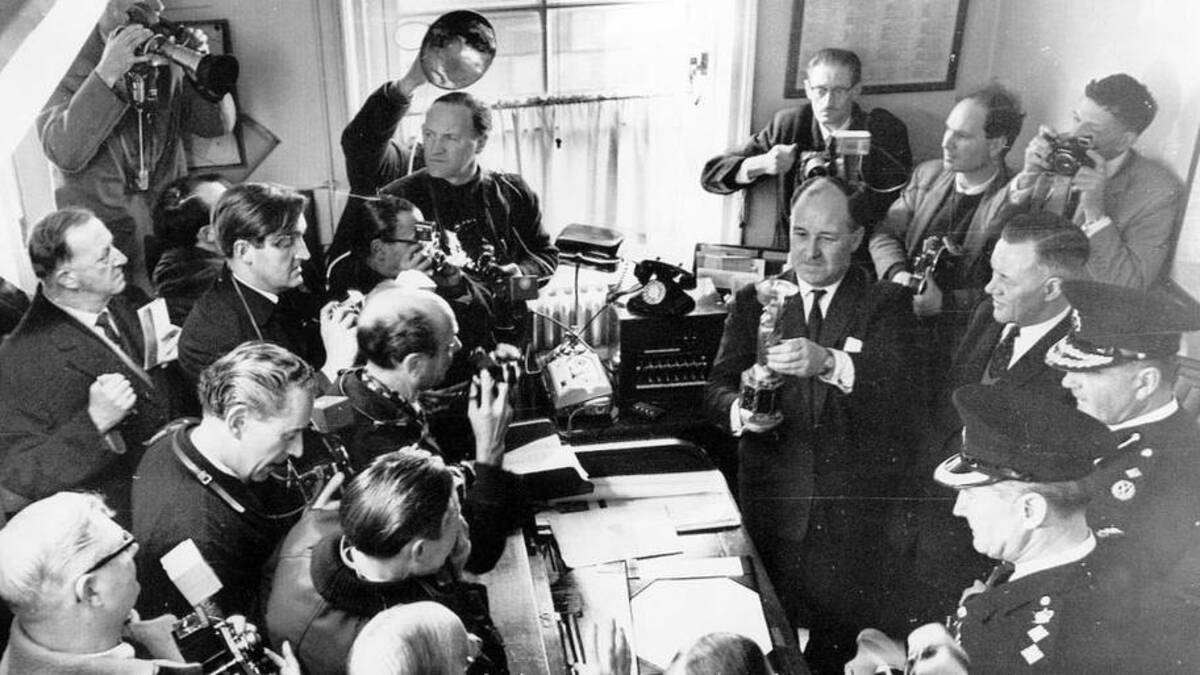  The Jules Rimet trophy was stolen five minutes from the Houses of Parliament. | SSPL/Getty Images 