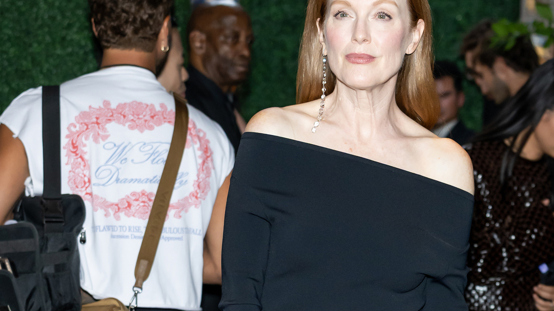 Recreate Julianne Moore's Chic Off-Shoulder Look for Just $13 