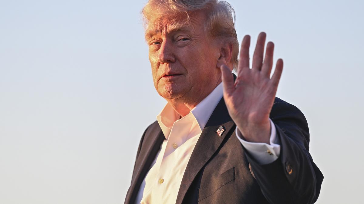 U.S. President Donald Trump disembarks from Air Force One upon arrival from Miami on May 3, 2026, at Joint Base Andrews, Florida. (Roberto Schmidt/Getty Images/TNS)