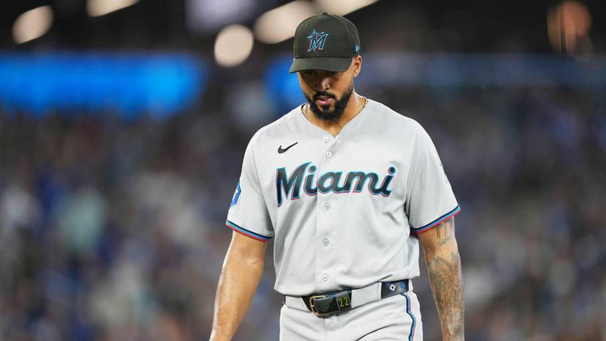  May 26, 2026; Toronto, Ontario, CAN; Miami Marlins starting pitcher Sandy Alcantara (22) walks towards the dugout against the Toronto Blue Jays during the sixth inning at the Rogers Centre. | Nick Turchiaro-Imagn Images 