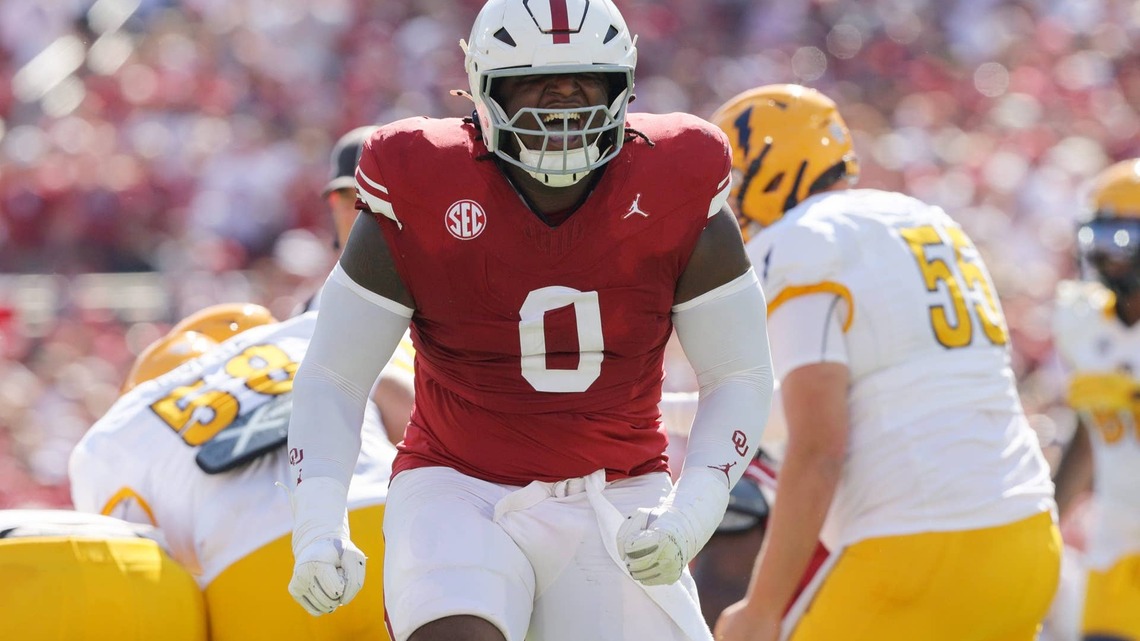 Bleacher Report Mocks Defensive Lineman to Jaguars With Contract Uncertainty Looming 