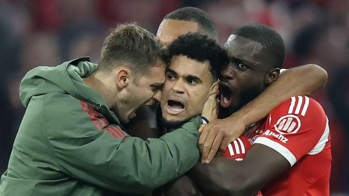  Luis Díaz (middle) decided the tie. | Alexandra Beier/AFP/Getty Images 