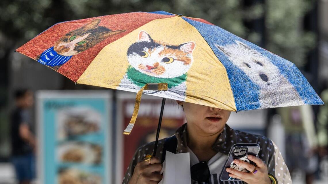 Commentary: Heat waves show climate change is here 