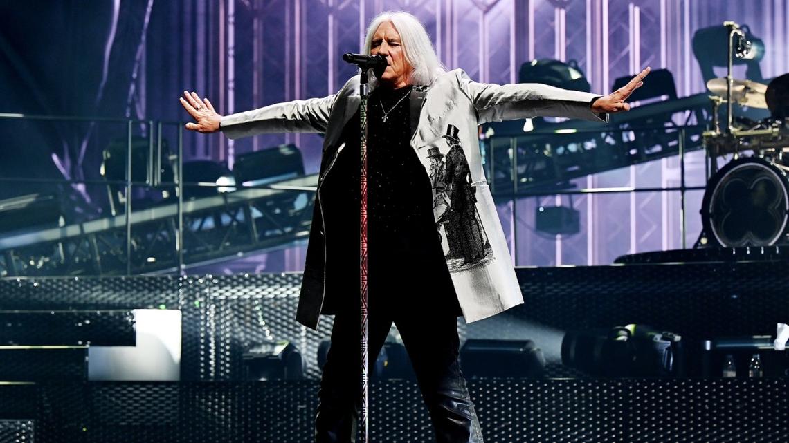 Legendary '80s Rock Singer Impresses With Elton John Cover 