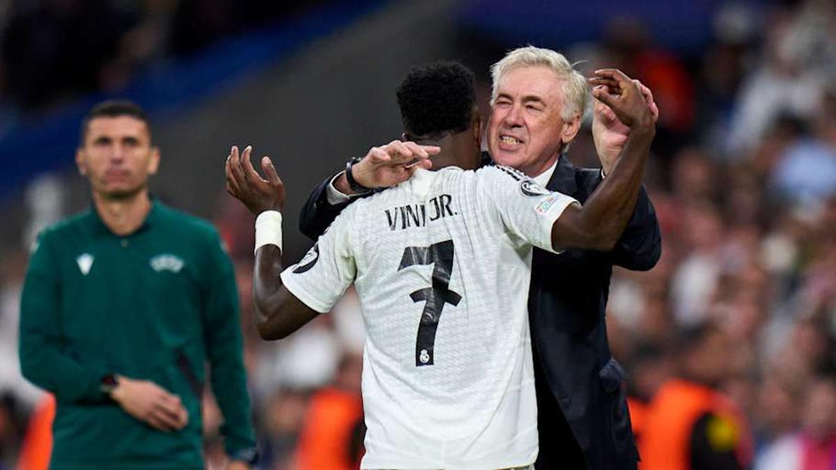  Carlo Ancelotti was a master of handling big locker room personalities at Madrid. | Diego Souto/Getty Images 
