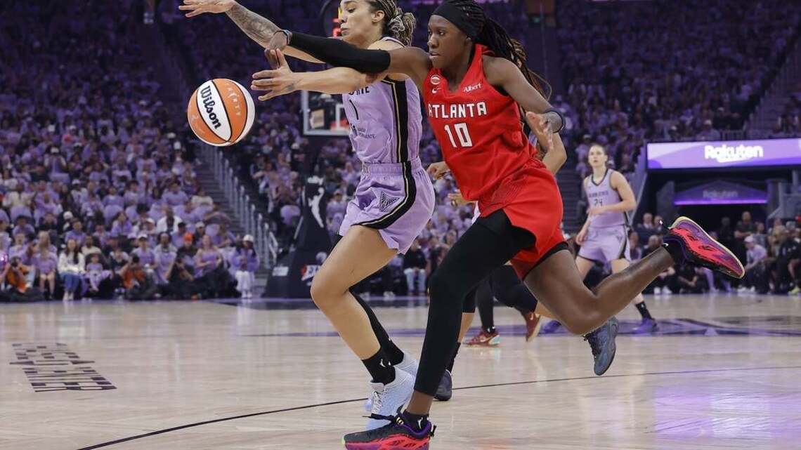 Gabby Williams, Valkyries top Dream in Game 1 of WNBA Finals 