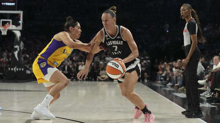 Kelsey Plum burns former team for 38 points as Sparks outlast Aces   