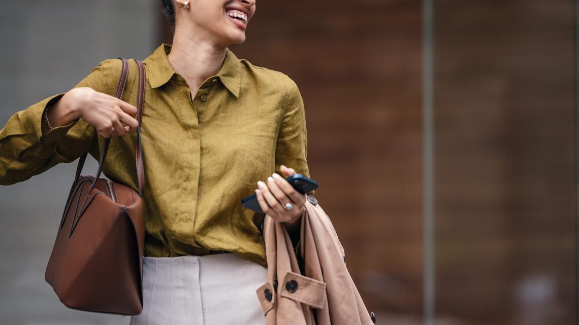 These Dooney & Bourke Tote Bags Are Perfect for Summer-And You Can Grab Them on Amazon 