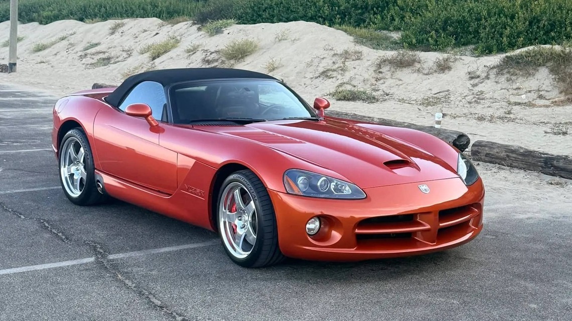 2005 Dodge Viper SRT-10 Roadster Copperhead for Sale With 8,000 Miles
