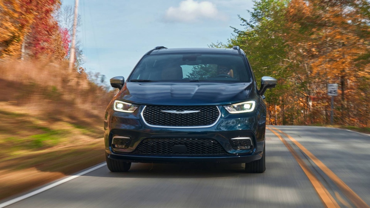 2025 Chrysler Pacifica Stellantis