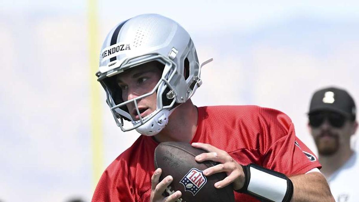  May 2, 2026; Henderson, NV, USA; Las Vegas Raiders quarterback Fernando Mendoza (15) runs through a drill during a Rookie Minicamp at Intermountain Health Performance Center. Mandatory Credit: Candice Ward-Imagn Images | Candice Ward-Imagn Images 