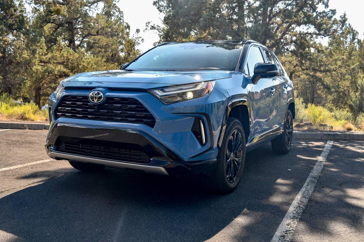  2025 Toyota RAV4 XSE hybrid Kristen Brown