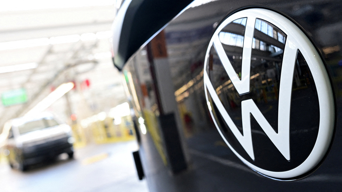 Explainer-Can Volkswagen sidestep board opposition to push through its overhaul? 