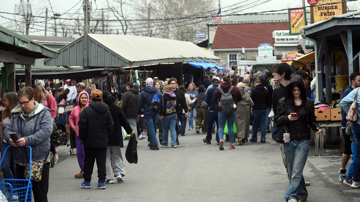 The Green Dragon Market in Ephrata, Pa., bustles with activity in early spring. The area, in the north of Lancaster County, has seen several measles cases this year. (Robert O Williams/The Philadelphia Inquirer/TNS)