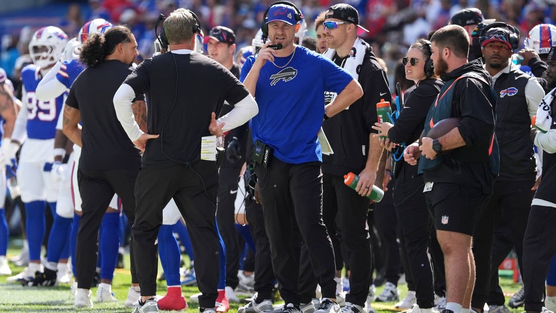 4 Overreactions to Bills' Loss to Patriots in Week 4, Including Joe Brady's Play-Calling 