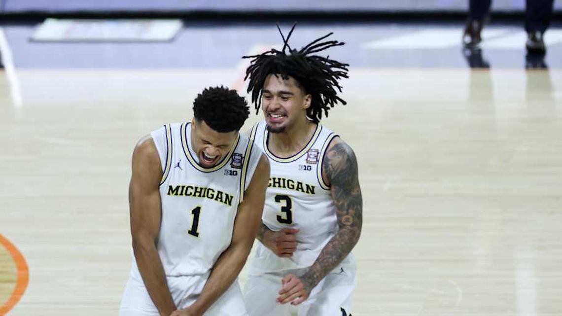 Men's College Hoops Way-Too-Early Top 25: Projected Starting Lineups After Portal Chaos