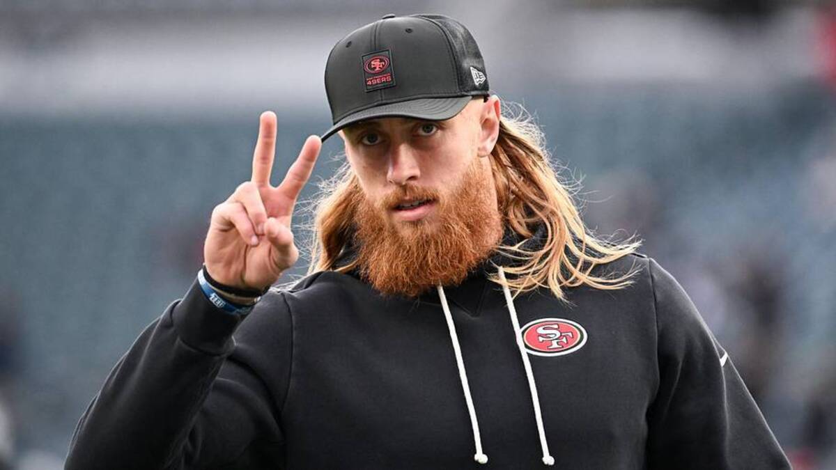  Jan 11, 2026; Philadelphia, PA, USA; San Francisco 49ers tight end George Kittle (85) looks on during warmups prior to an NFC Wild Card Round game against the Philadelphia Eagles at Lincoln Financial Field. Mandatory Credit: Eric Hartline-Imagn Images | Eric Hartline-Imagn Images 