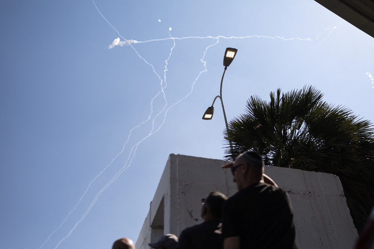 Interception contrails in the sky after Iran launched missiles towards Israel, as seen from central Israel, June 8, 2026. REUTERS/Itai Ron