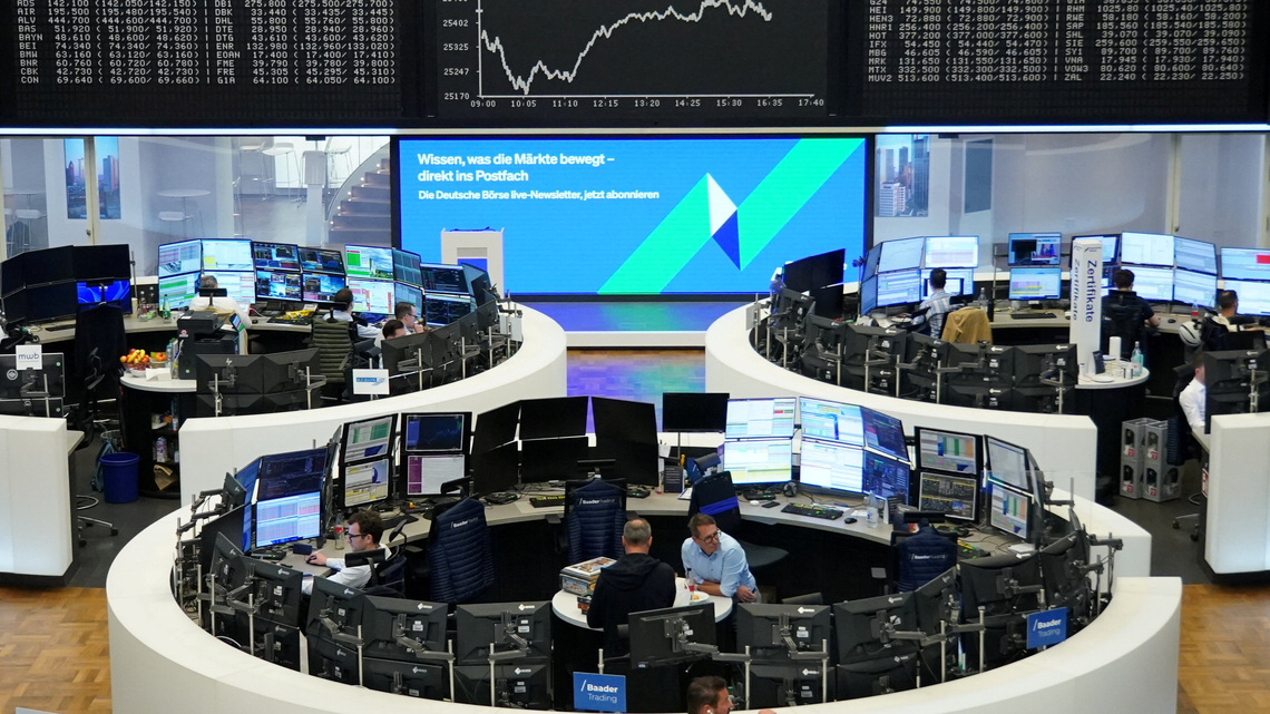 European shares rise as oil rally pauses; all eyes on Fed